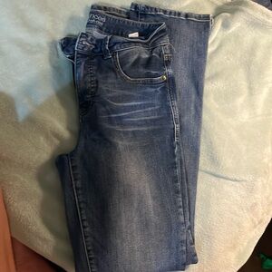 Maurice’s ever flex high rise